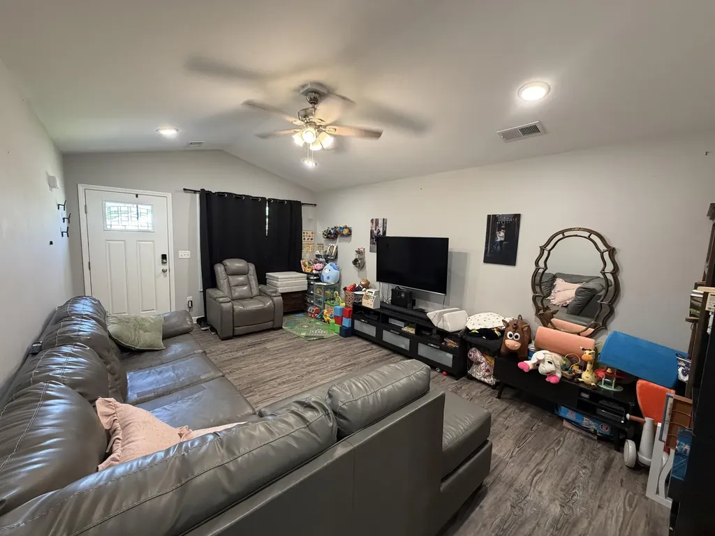 403 Pueblo Court Winchester KY 40391