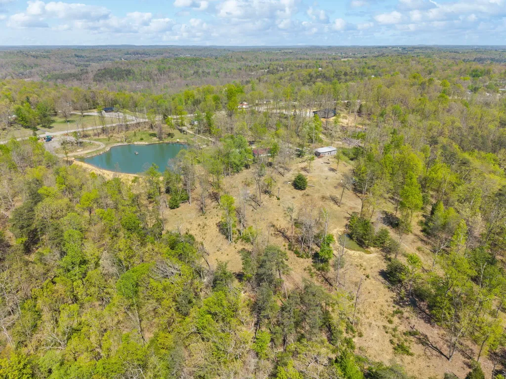 4705 Nolin Dam Road Mammoth Cave KY 42259