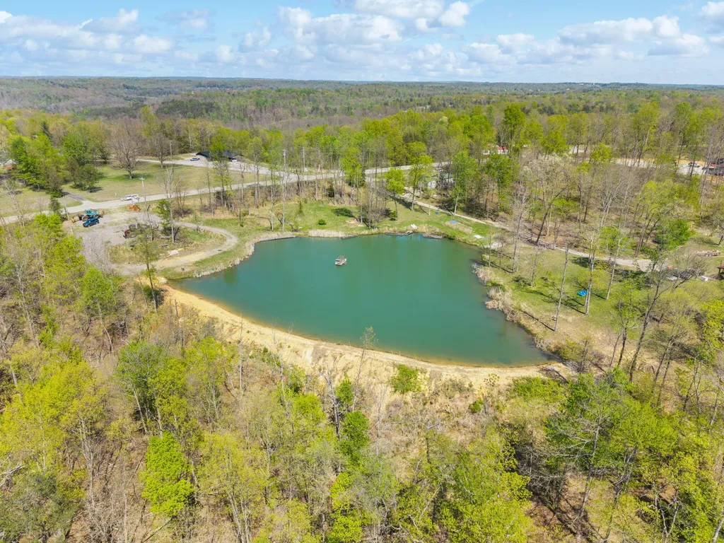 4705 Nolin Dam Road Mammoth Cave KY 42259
