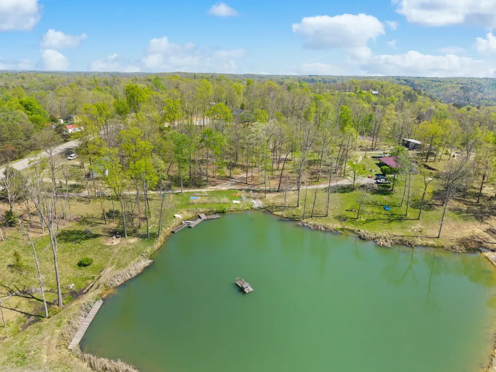 4705 Nolin Dam Road Mammoth Cave KY 42259