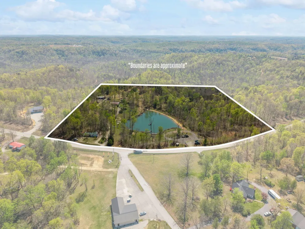 4705 Nolin Dam Road Mammoth Cave KY 42259