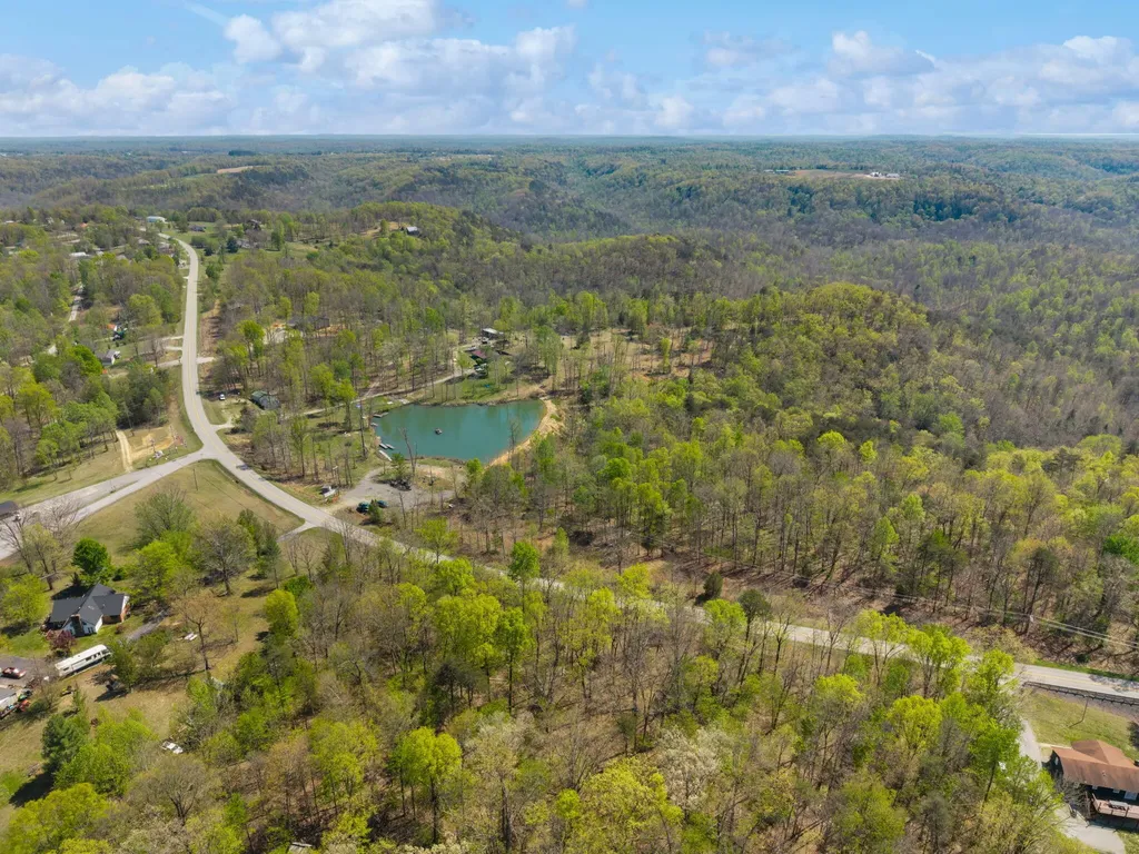 4705 Nolin Dam Road Mammoth Cave KY 42259
