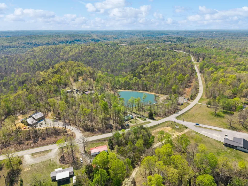 4705 Nolin Dam Road Mammoth Cave KY 42259