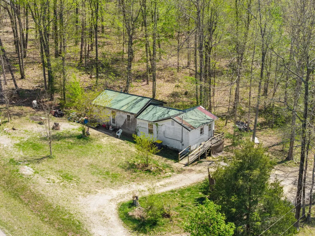 4705 Nolin Dam Road Mammoth Cave KY 42259