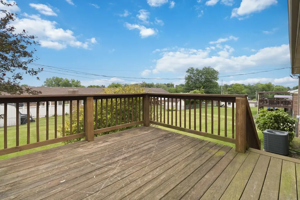 617 Longview Road Danville KY 40422