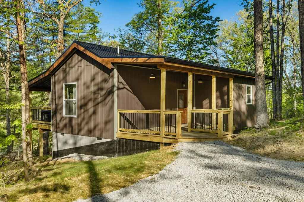 5 Ashland Camp Loop Zoe KY 41397