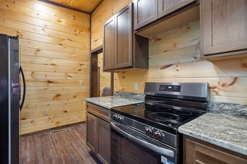 5 Ashland Camp Loop Zoe KY 41397