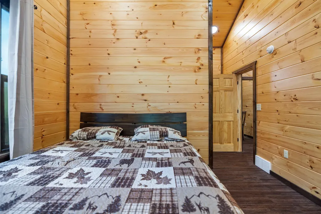 5 Ashland Camp Loop Zoe KY 41397