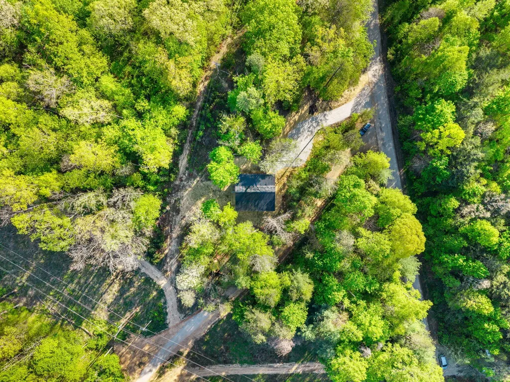 5 Ashland Camp Loop Zoe KY 41397