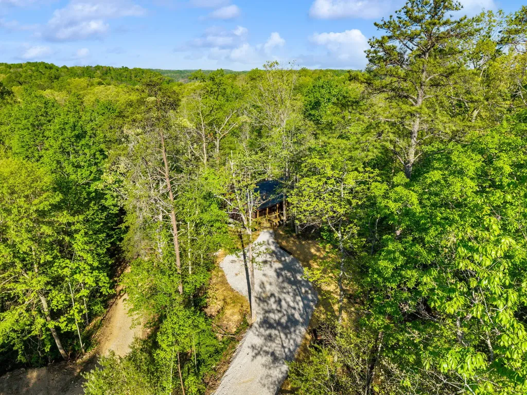 5 Ashland Camp Loop Zoe KY 41397
