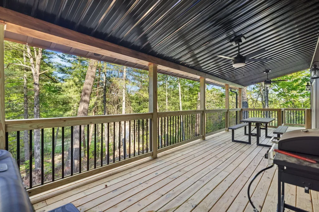 5 Ashland Camp Loop Zoe KY 41397