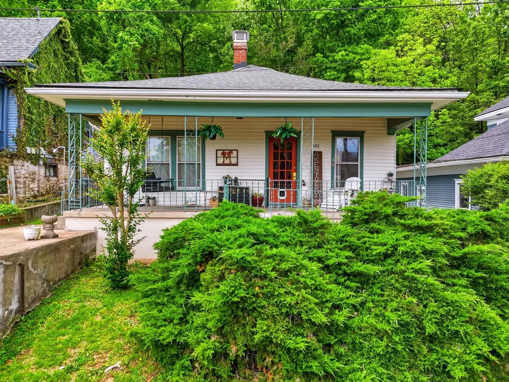 402 Ewing Street Frankfort KY 40601