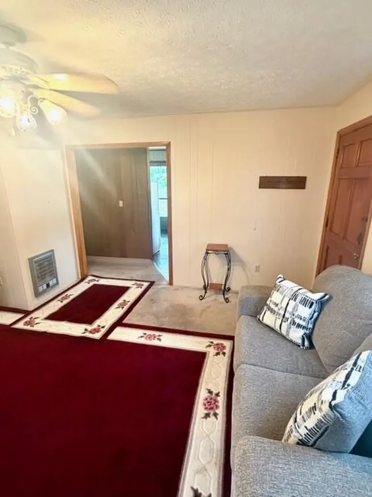 4620 Brownsville Road Brownsville KY 42210