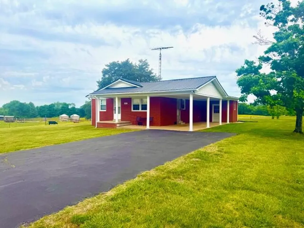 4620 Brownsville Road Brownsville KY 42210