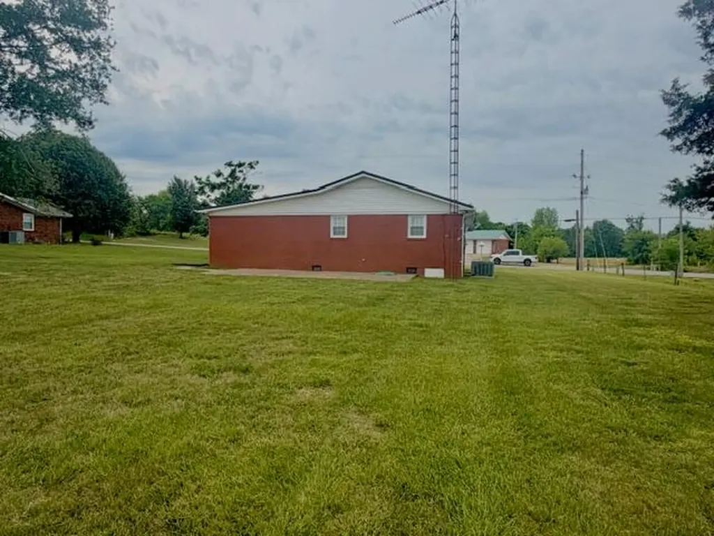 4620 Brownsville Road Brownsville KY 42210