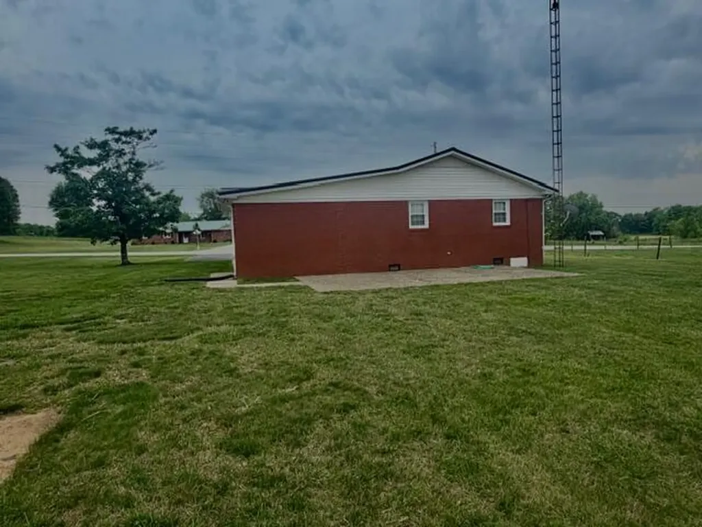 4620 Brownsville Road Brownsville KY 42210