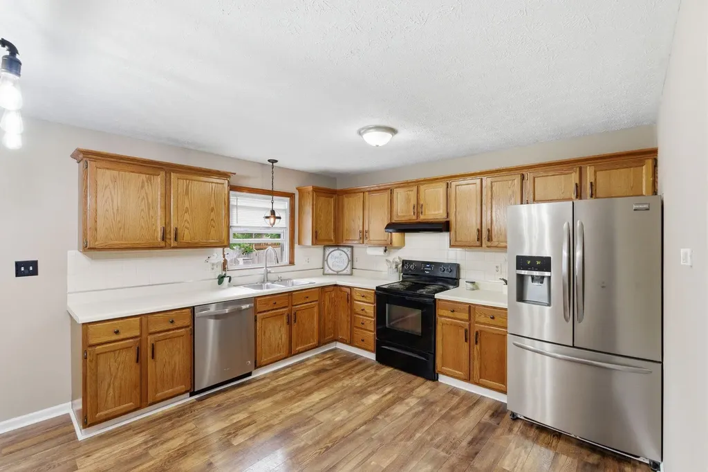886 Jairus Drive Lexington KY 40515