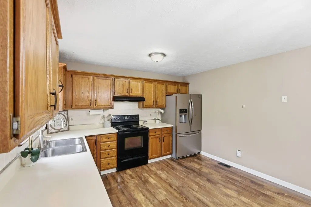 886 Jairus Drive Lexington KY 40515
