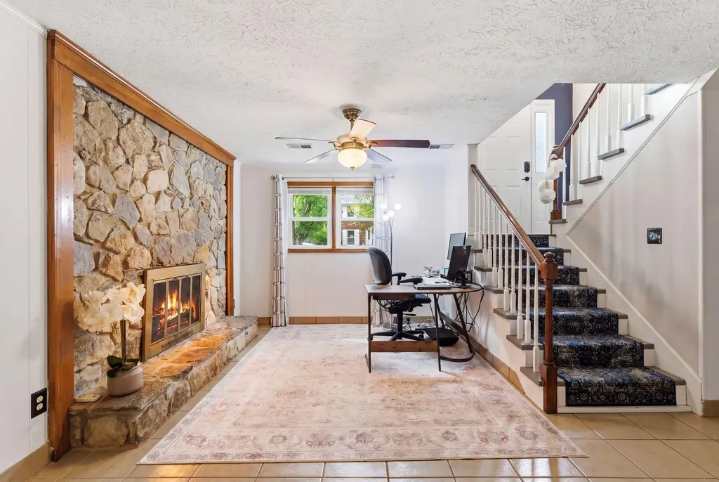 886 Jairus Drive Lexington KY 40515