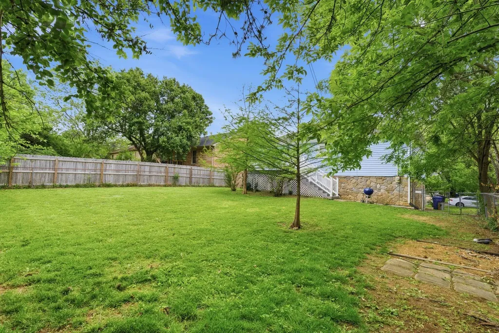886 Jairus Drive Lexington KY 40515