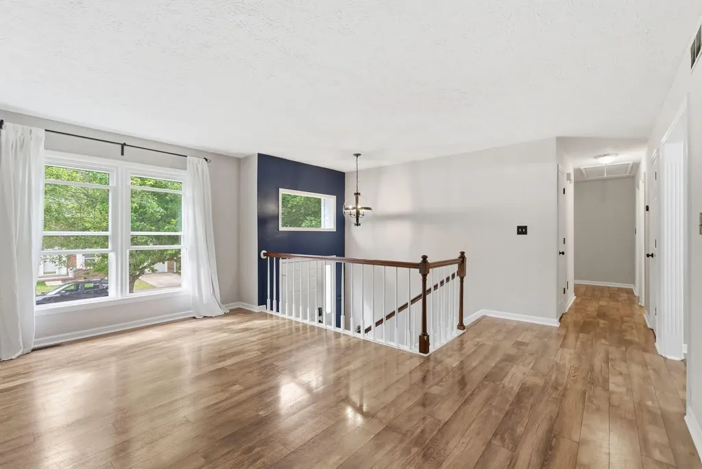 886 Jairus Drive Lexington KY 40515