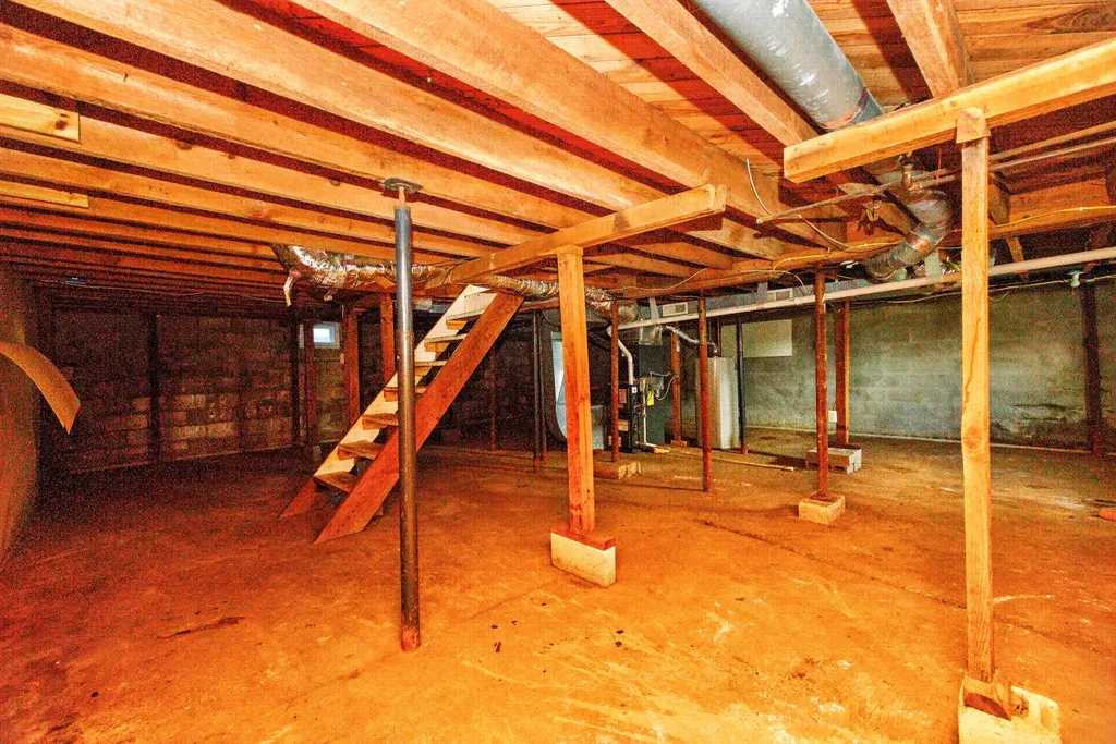 286 High Street Versailles KY 40383