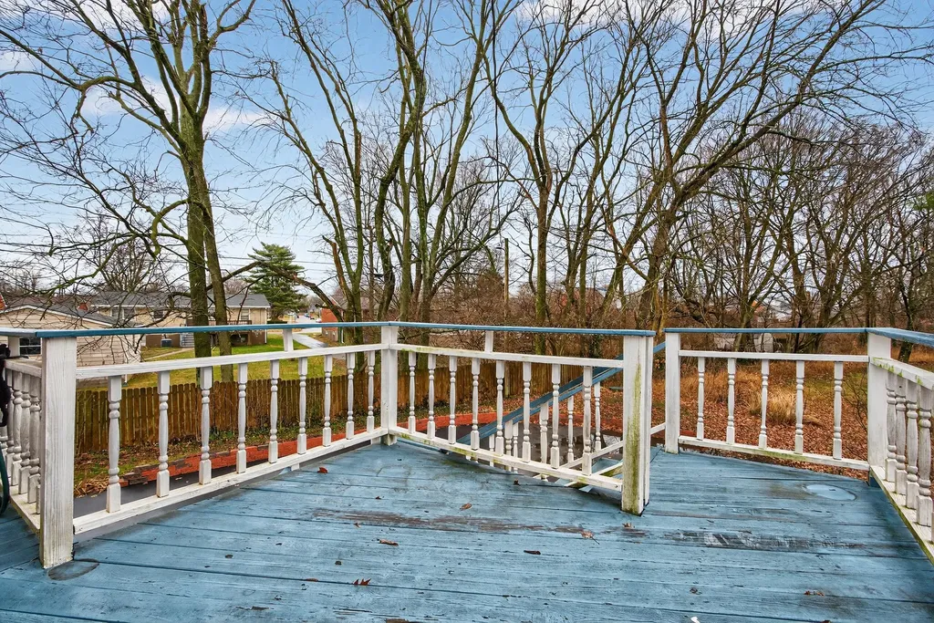 641 Bellcastle Road Lexington KY 40505