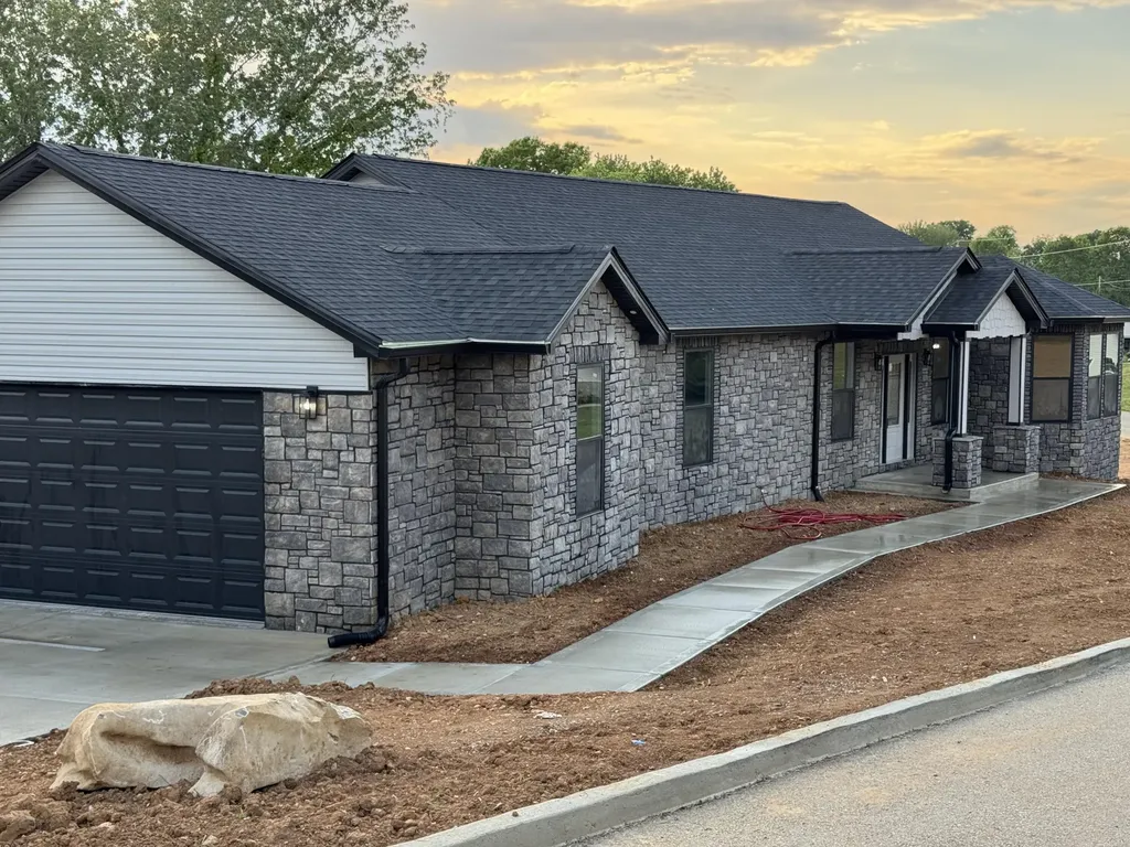 61 Kayden's Way Somerset KY 42503