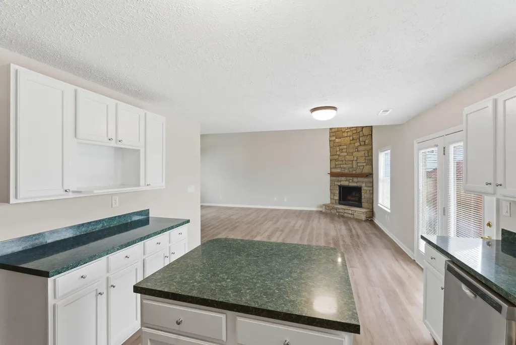 641 Hugging Bear Lane Lexington KY 40509