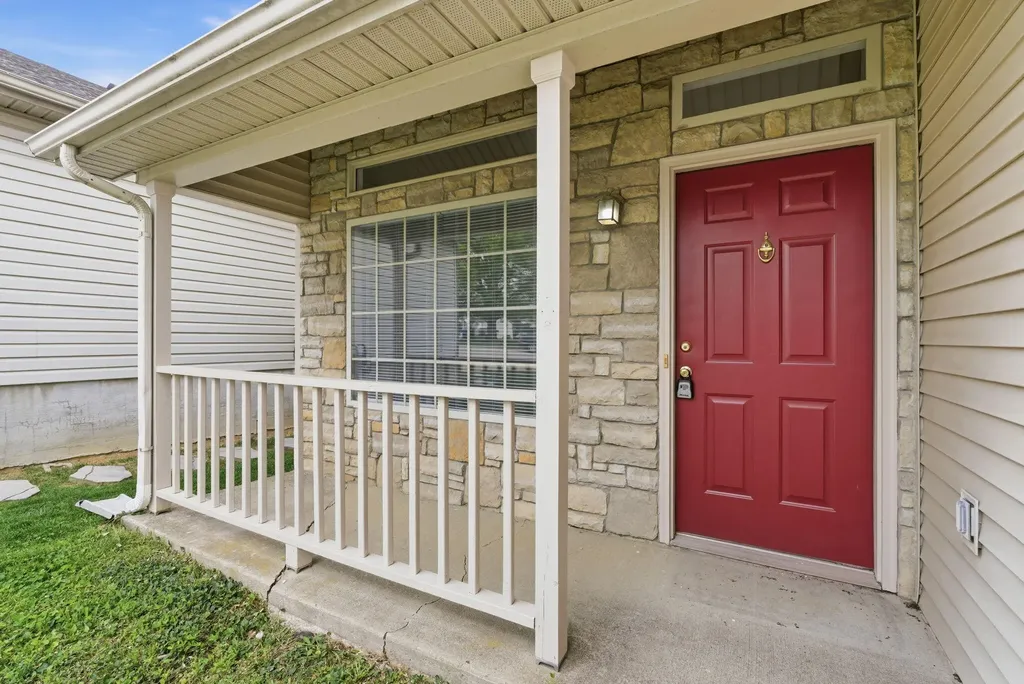 641 Hugging Bear Lane Lexington KY 40509