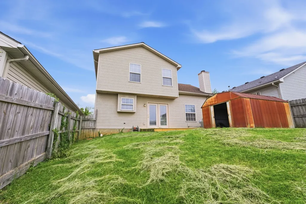 641 Hugging Bear Lane Lexington KY 40509