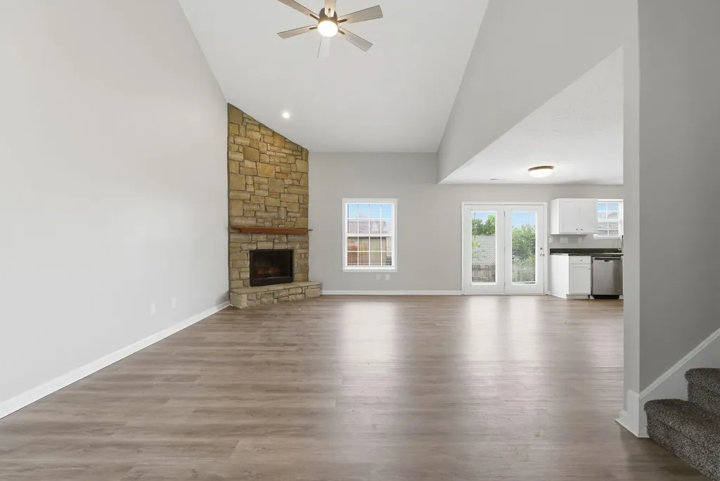 641 Hugging Bear Lane Lexington KY 40509