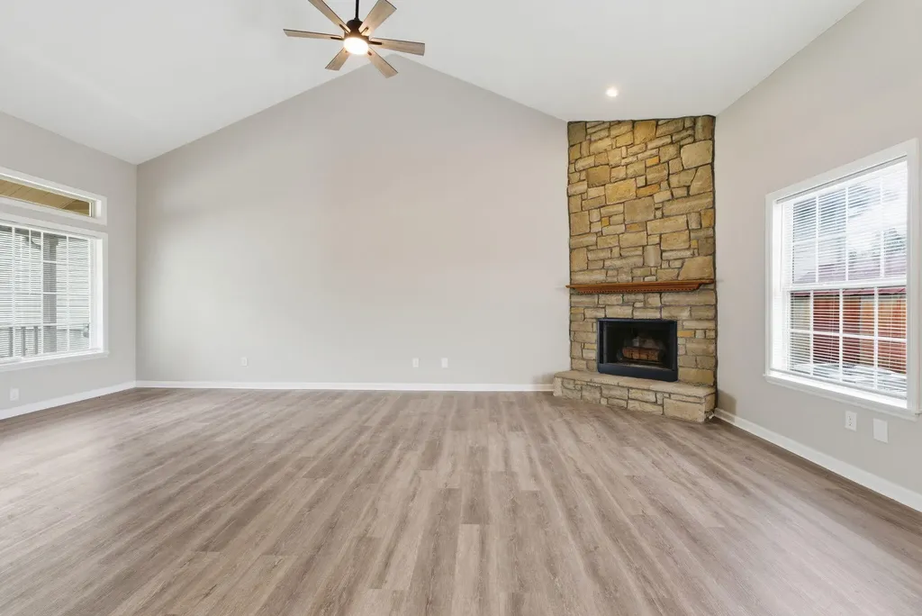 641 Hugging Bear Lane Lexington KY 40509
