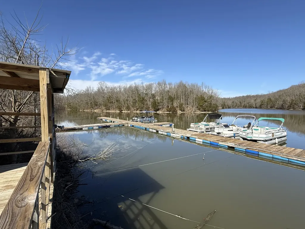 1 Landings Court Willisburg KY 40078