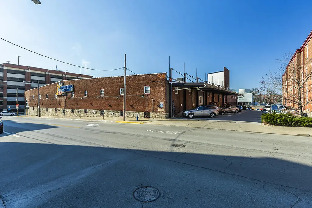 585 S Upper Street Lexington KY 40508