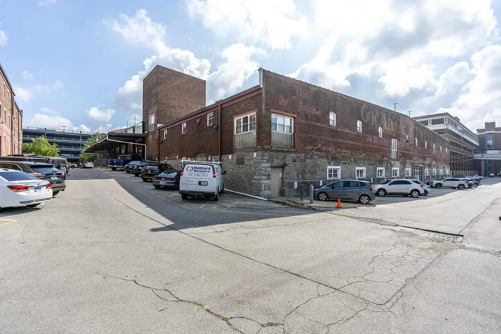 585 S Upper Street Lexington KY 40508