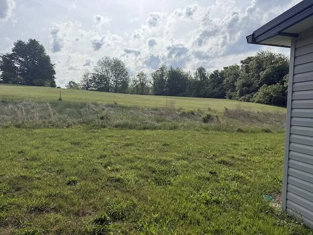 3886 N Stepstone Road Owingsville KY 40360