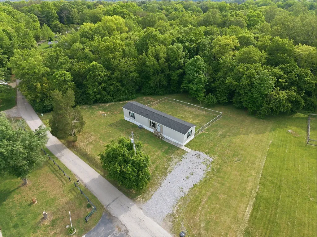 265 Cunningham Lane Winchester KY 40391