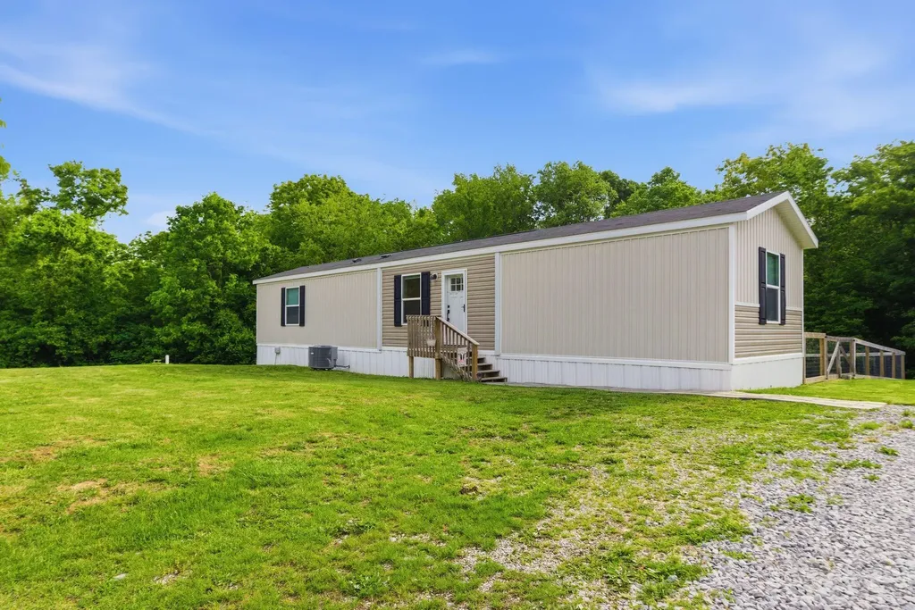 265 Cunningham Lane Winchester KY 40391