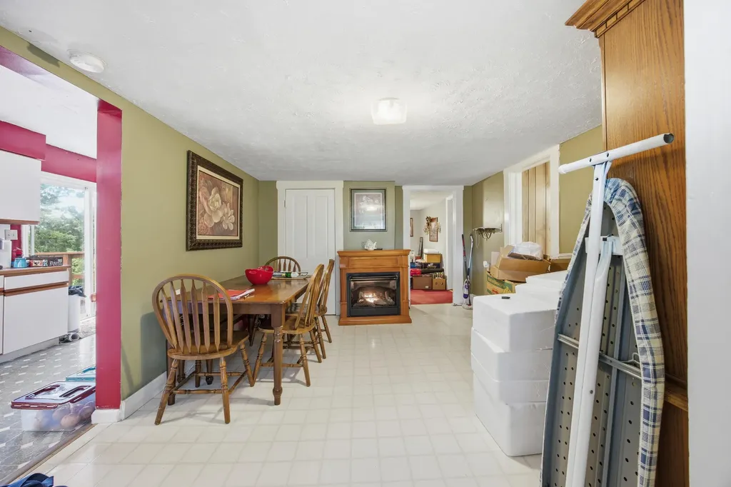 1087 Searcy School Road Lawrenceburg KY 40342