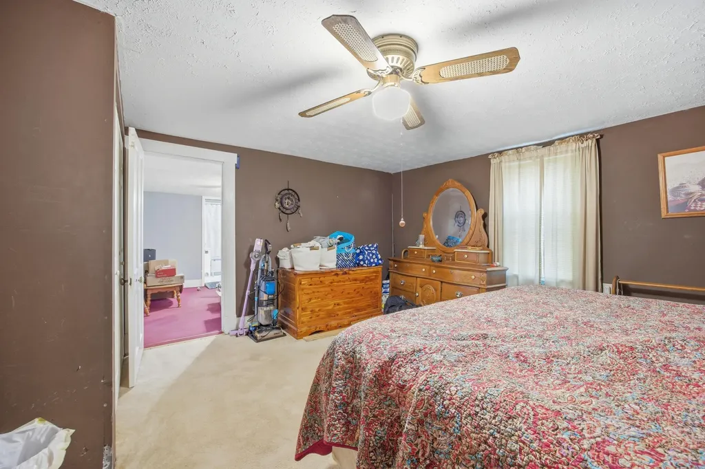 1087 Searcy School Road Lawrenceburg KY 40342