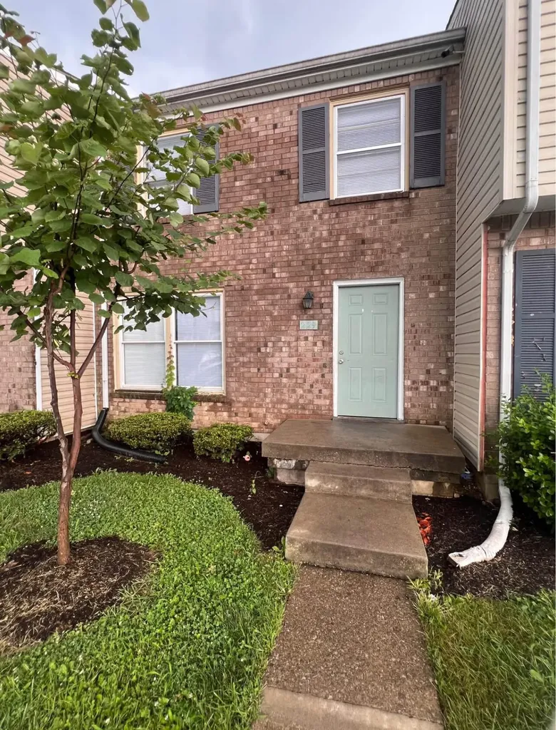 229 Osage Court Lexington KY 40509