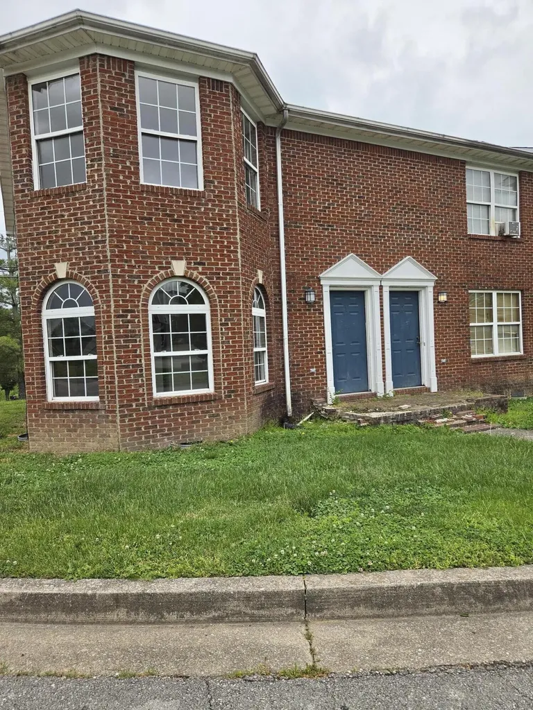 1000 Heathcliff Drive Richmond KY 40475