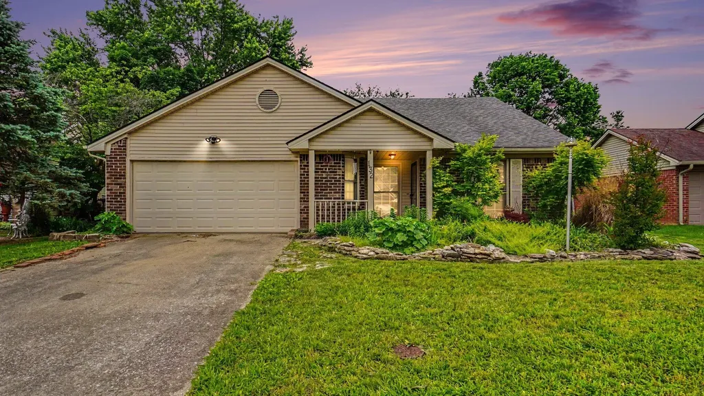132 Chestnut Lane Versailles KY 40383