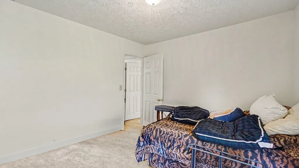 132 Chestnut Lane Versailles KY 40383
