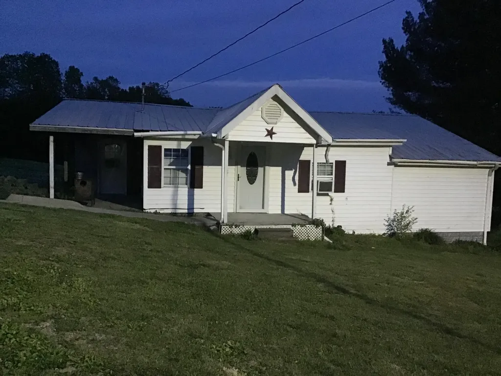 200 Brown Hollow Road Hustonville KY 40437