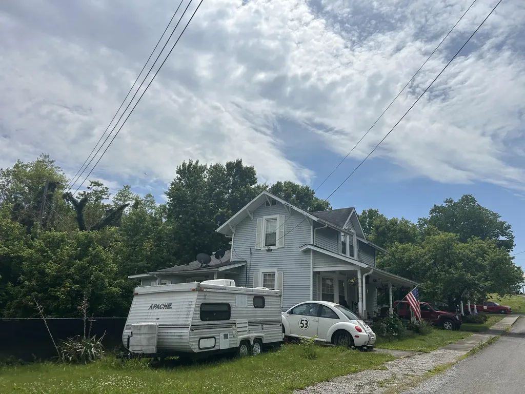 214 Cunningham Street Sadieville KY 40370