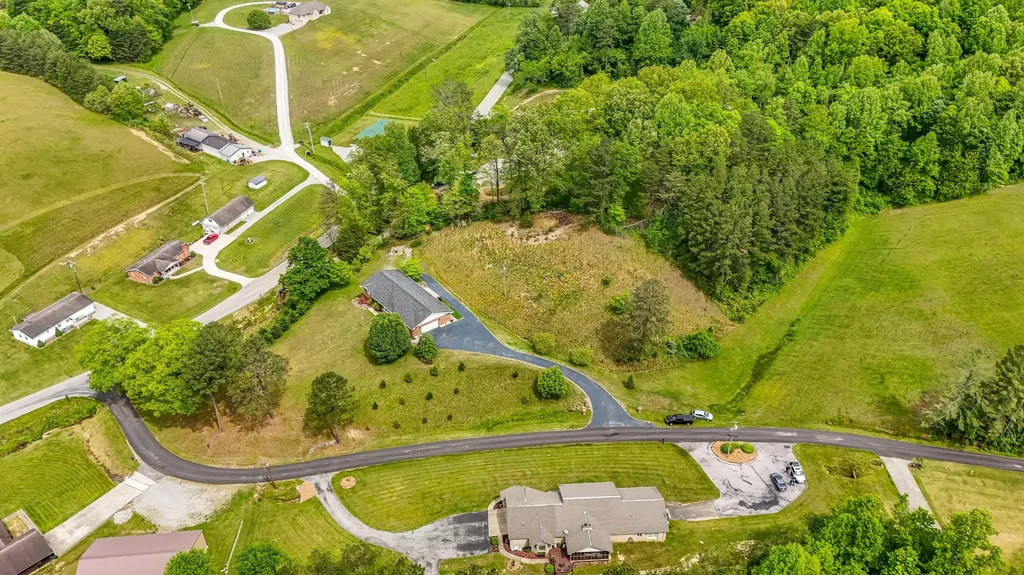 85 Mary Ann Drive Gray KY 40734