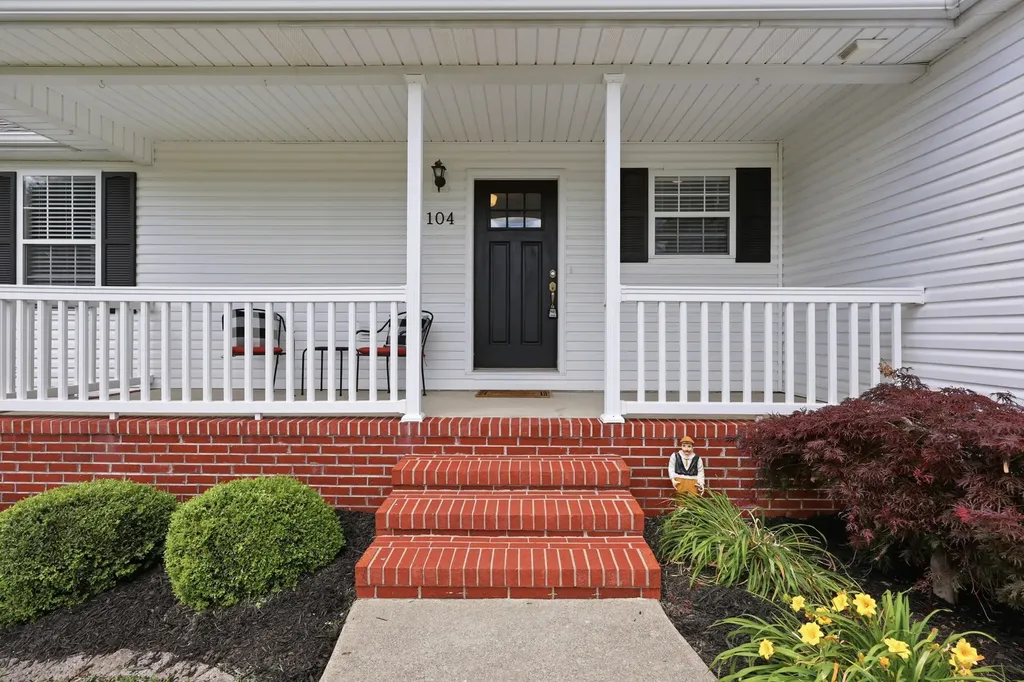 104 Greenfield Court Danville KY 40422