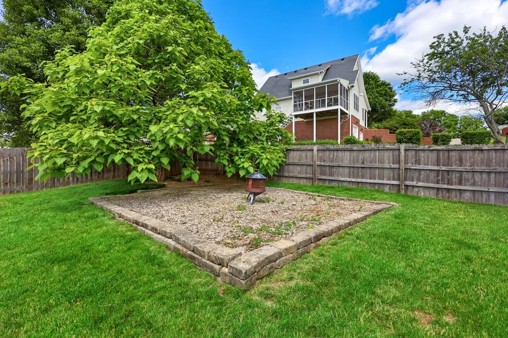 104 Greenfield Court Danville KY 40422